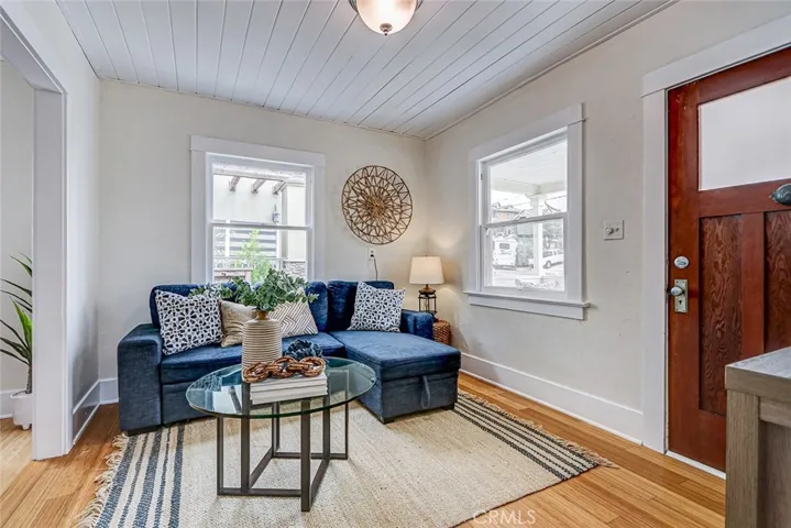 221 S Guadalupe, Redondo Beach, California 90277
