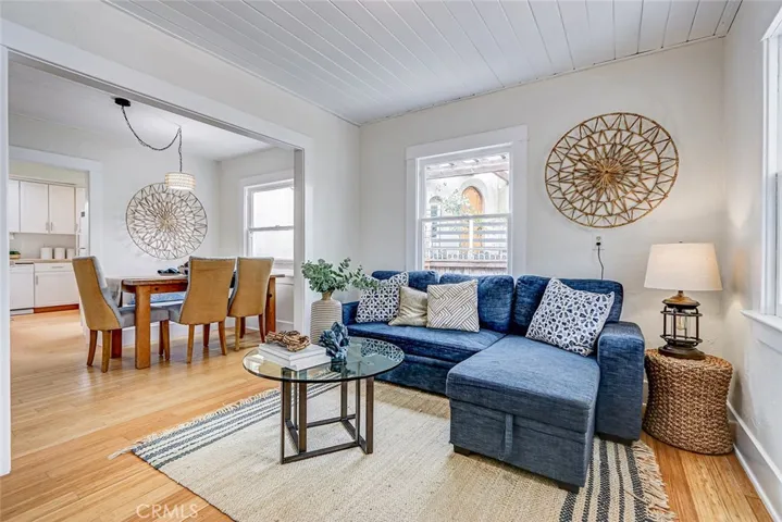 221 S Guadalupe, Redondo Beach, California 90277
