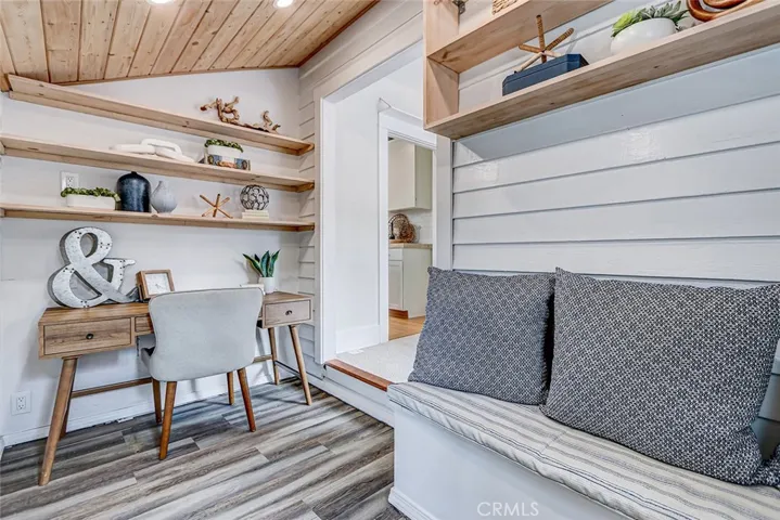 221 S Guadalupe, Redondo Beach, California 90277