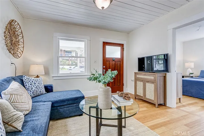 221 S Guadalupe, Redondo Beach, California 90277