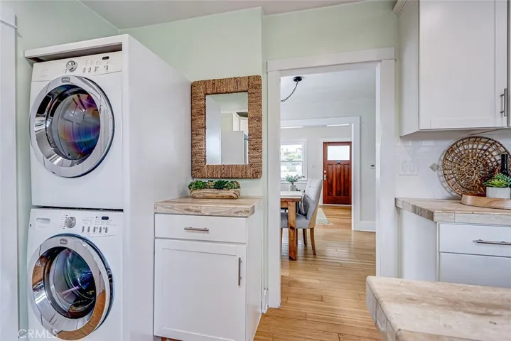 221 S Guadalupe, Redondo Beach, California 90277