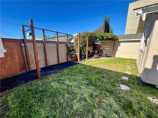 221 S Guadalupe, Redondo Beach, California 90277