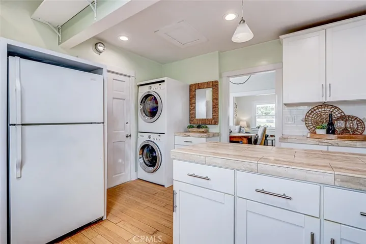 221 S Guadalupe, Redondo Beach, California 90277