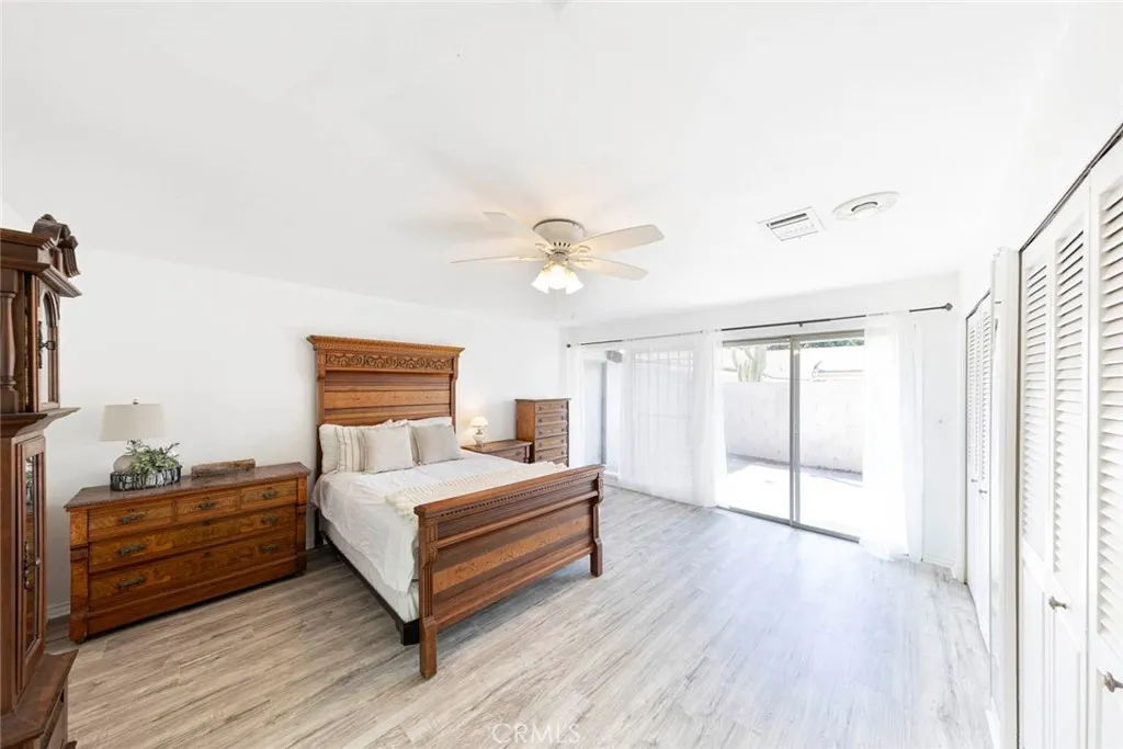 1830 E 19th Street 3, Santa Ana, California 92705 home-pic-21