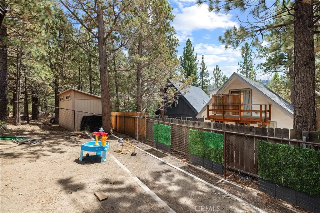 42851 Monterey Street, Big Bear, California 92315 home-pic-32