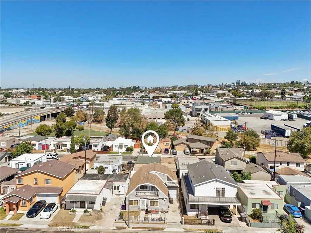 1211 E Leigh Court, Long Beach, California 90806 home-pic-35