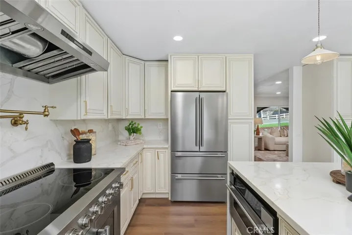 30581 Del Rey Road, Temecula, California 92591