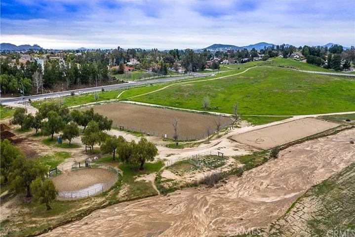 Meadow View Community Trails