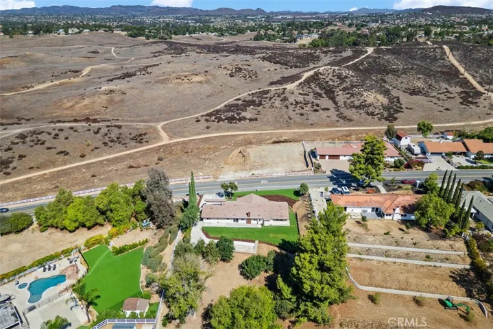 30581 Del Rey Road, Temecula, California 92591