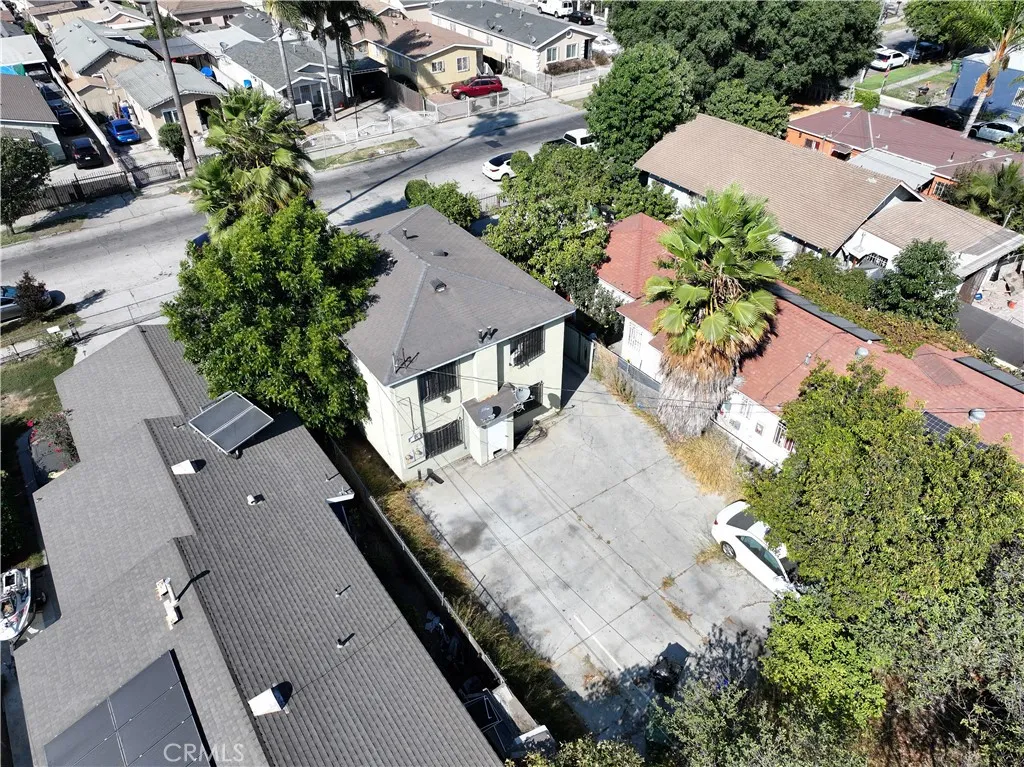 146 83rd Street, Los Angeles, California 90003 home-pic-4