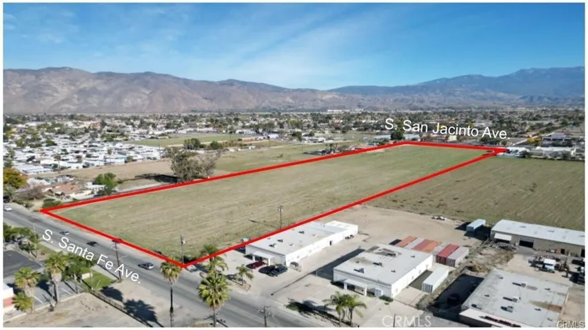 1231 Santa Fe Ave &
1300 San Jacinto Ave