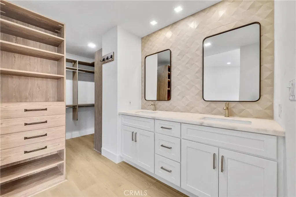 10 Starfall 11, Irvine, California 92603 home-pic-20