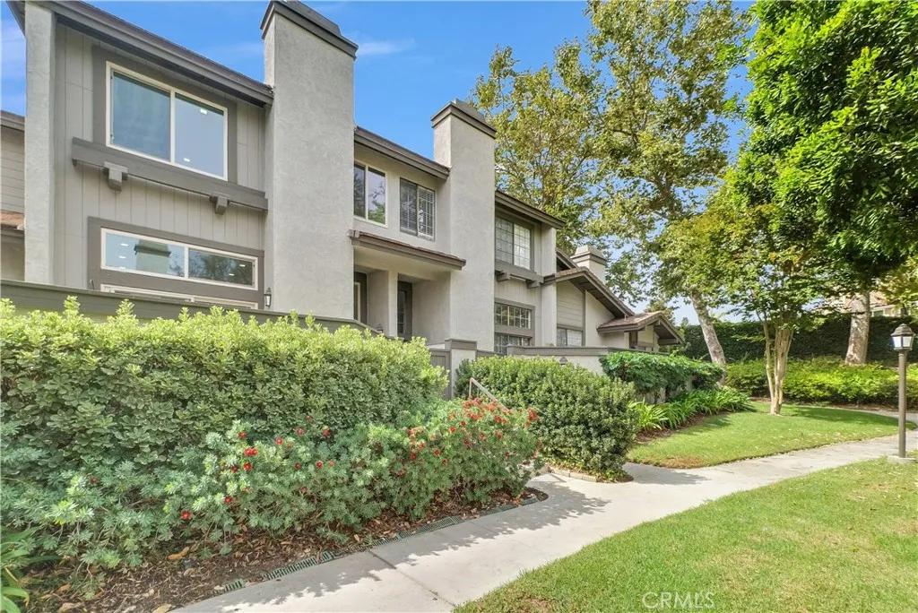 10 Starfall 11, Irvine, California 92603 home-pic-1