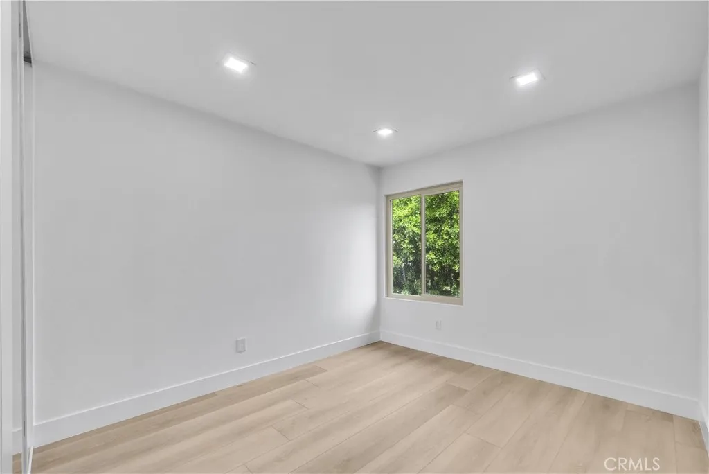 10 Starfall 11, Irvine, California 92603 home-pic-16