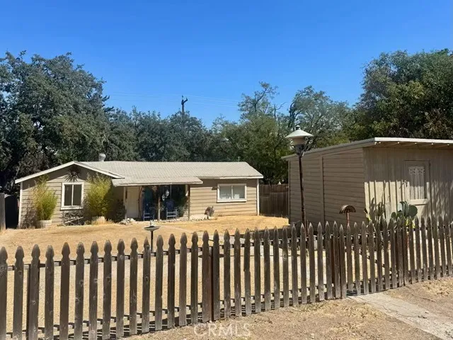 818 Olive Street, Paso Robles, California 93446 home-pic-1