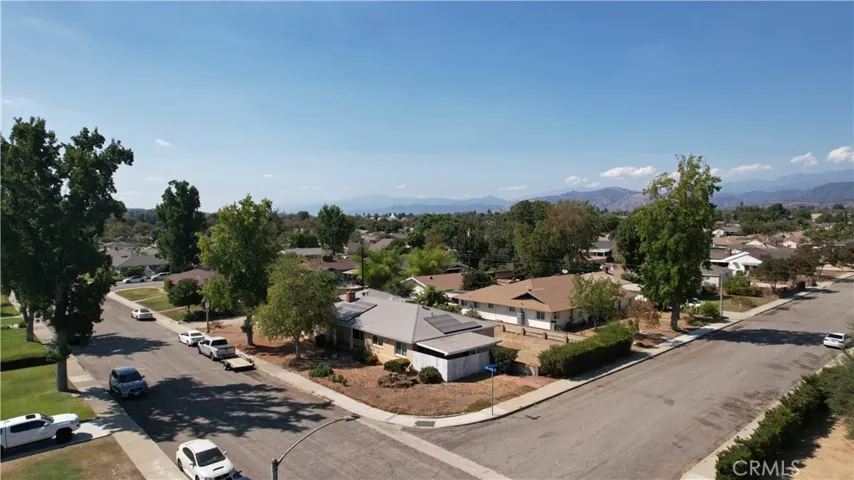 741 E Mckinley Avenue, Pomona, California 91767