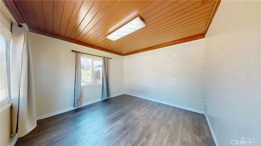 Guest Bedroom 4