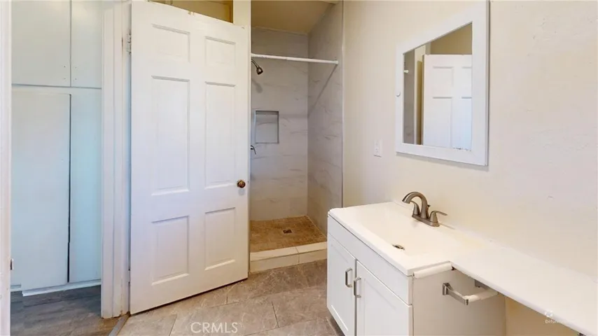 Guest Bath 3