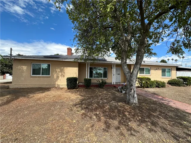 741 E Mckinley Avenue, Pomona, California 91767