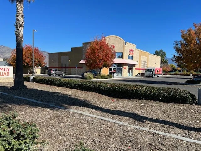 Family Dollar/Dollar Tree in front of the subject property