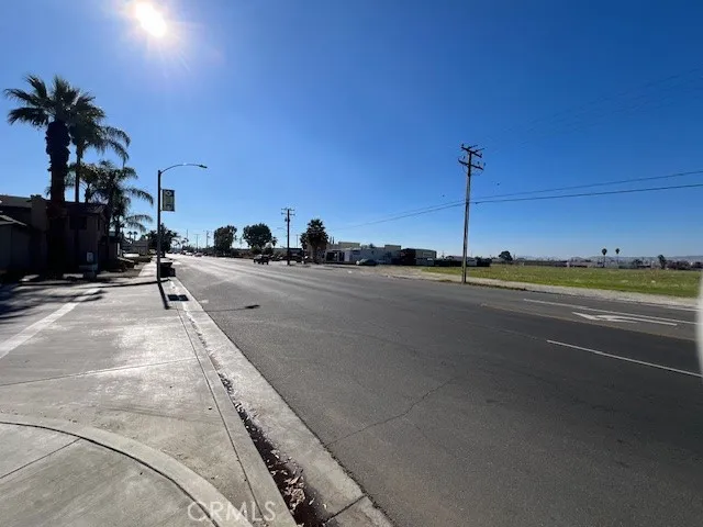 Southbound of San Jacinto Ave