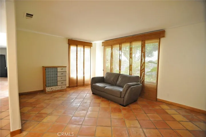 Den off kitchen