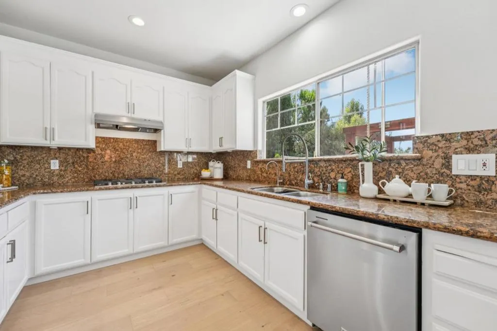 3789 Ashridge Lane, San Jose, California 95121 home-pic-26