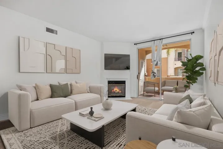 12370 Carmel Country Road 202, San Diego, California 92130