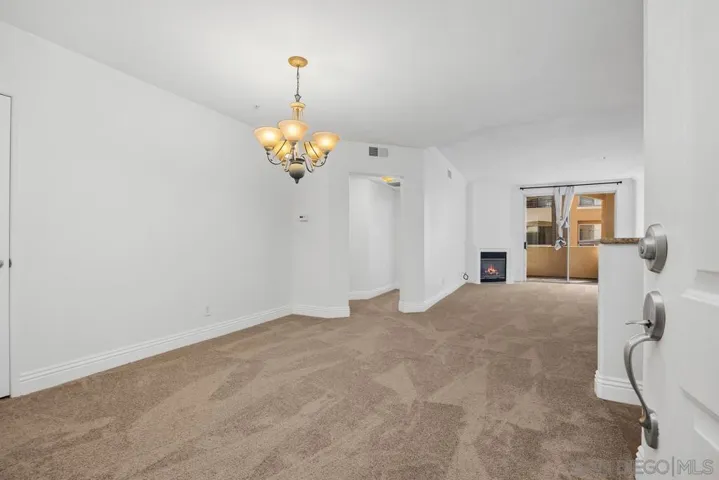 12370 Carmel Country Road 202, San Diego, California 92130