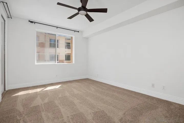 12370 Carmel Country Road 202, San Diego, California 92130