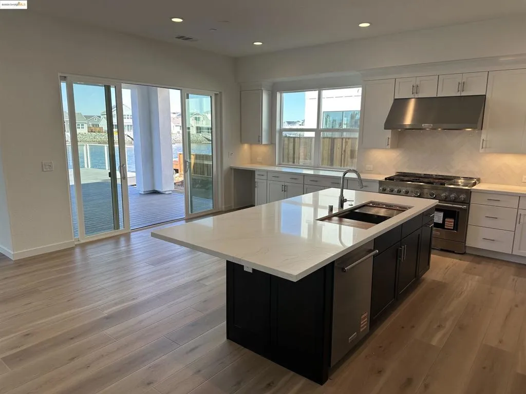 667 Point Place, Bethel Island, California 94511 home-pic-4