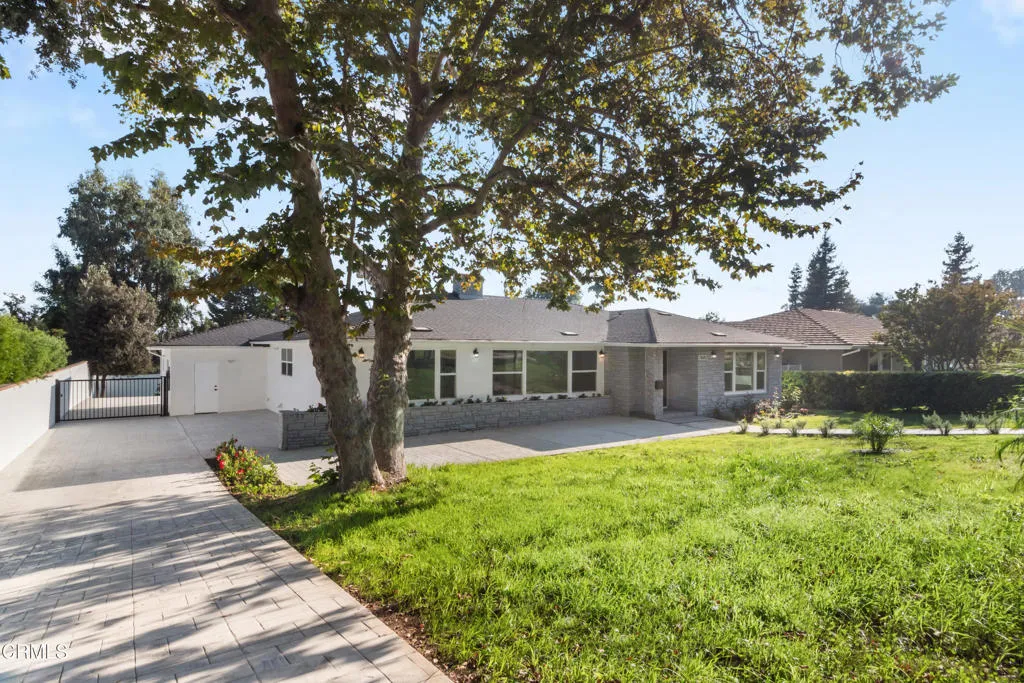3880 Shadow Grove Road, Pasadena, California 91107 home-pic-1