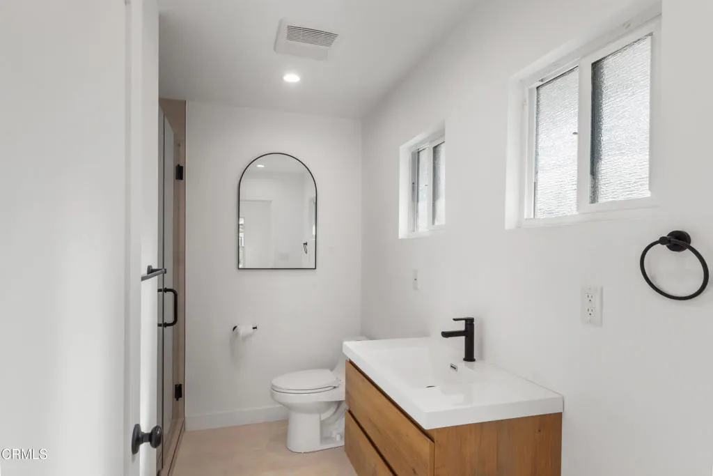 3880 Shadow Grove Road, Pasadena, California 91107 home-pic-16