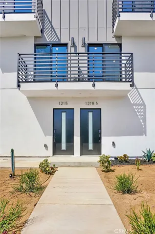 1215 N. Kingsley Drive N 1215 1/2, Los Angeles, California 90029