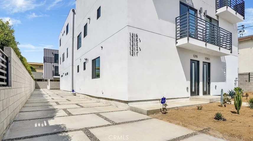 1215 N. Kingsley Drive N 1215 1/2, Los Angeles, California 90029