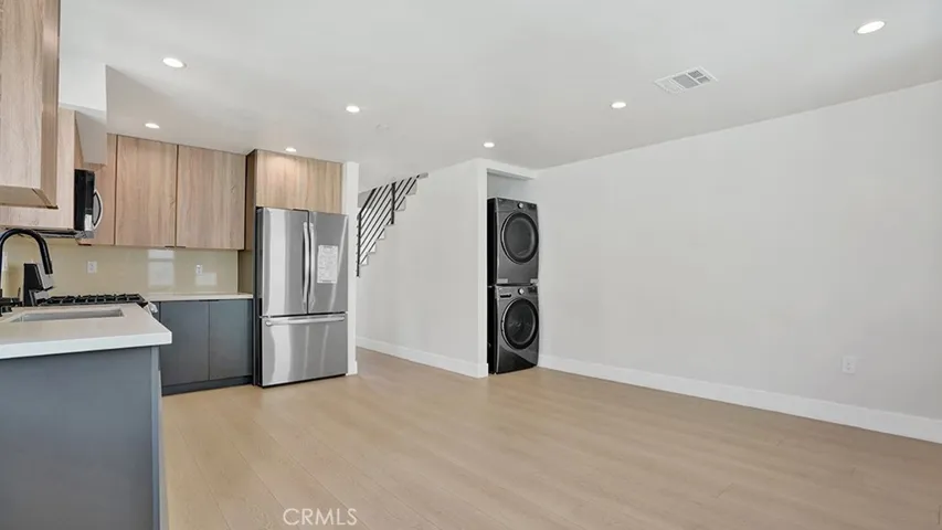 1215 N. Kingsley Drive N 1215 1/2, Los Angeles, California 90029