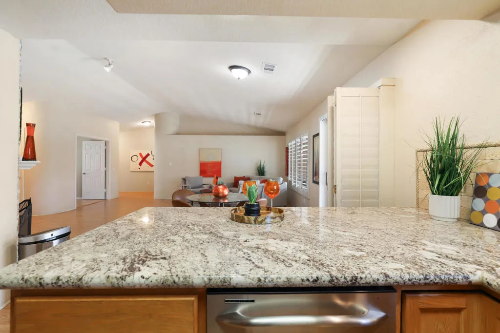 9391 Brookline Avenue, Desert Hot Springs, California 92240 home-pic-15