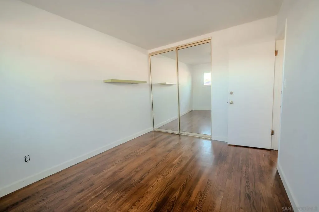 , San Diego, California 92139 home-pic-24