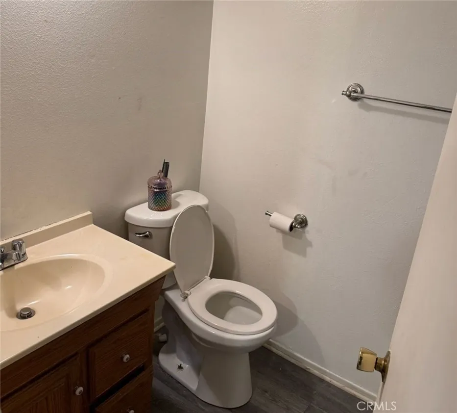 18645 Hatteras Street 187, Tarzana, California 91356 home-pic-8