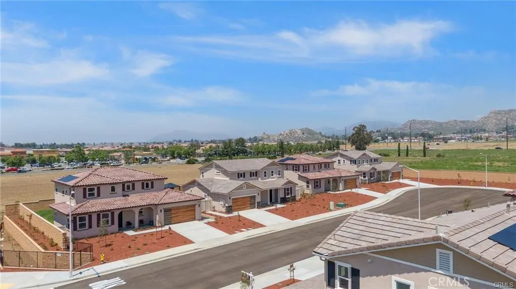 14417 Buvan Court, Moreno Valley, California 92555 home-pic-43