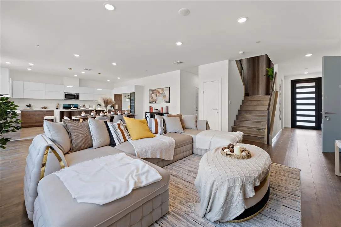 14417 Buvan Court, Moreno Valley, California 92555 home-pic-4