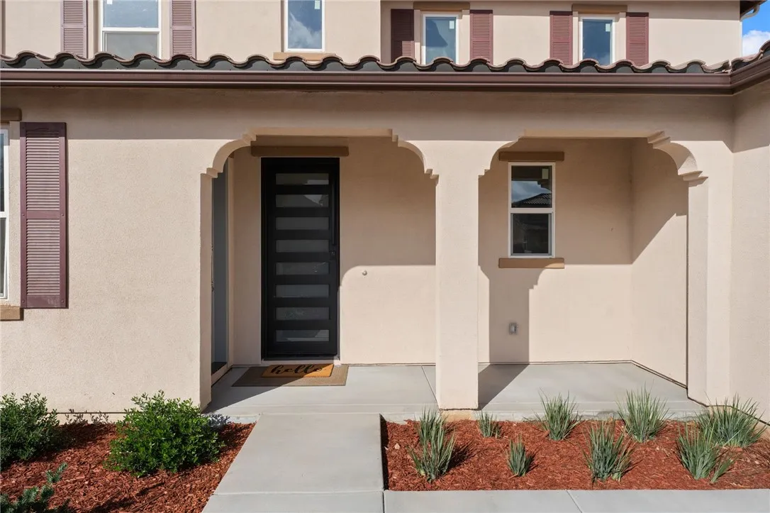 14417 Buvan Court, Moreno Valley, California 92555 home-pic-2