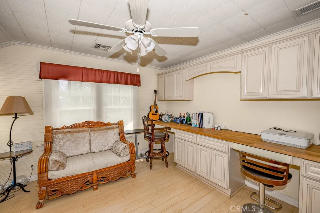 481 W Highland Avenue, Sierra Madre, California 91024 home-pic-20