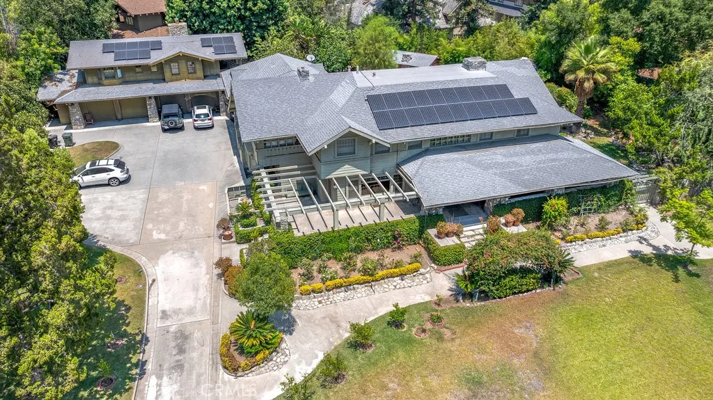 481 W Highland Avenue, Sierra Madre, California 91024 home-pic-38