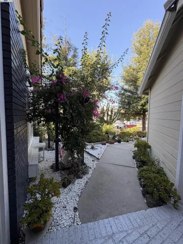 4800 Snowmass Peak Ct, Antioch, California 94531