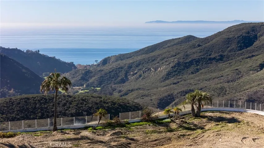 5 Vista Court, Laguna Niguel, California 92677