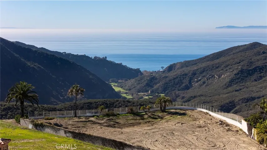 5 Vista Court, Laguna Niguel, California 92677