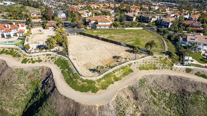 5 Vista Court, Laguna Niguel, California 92677