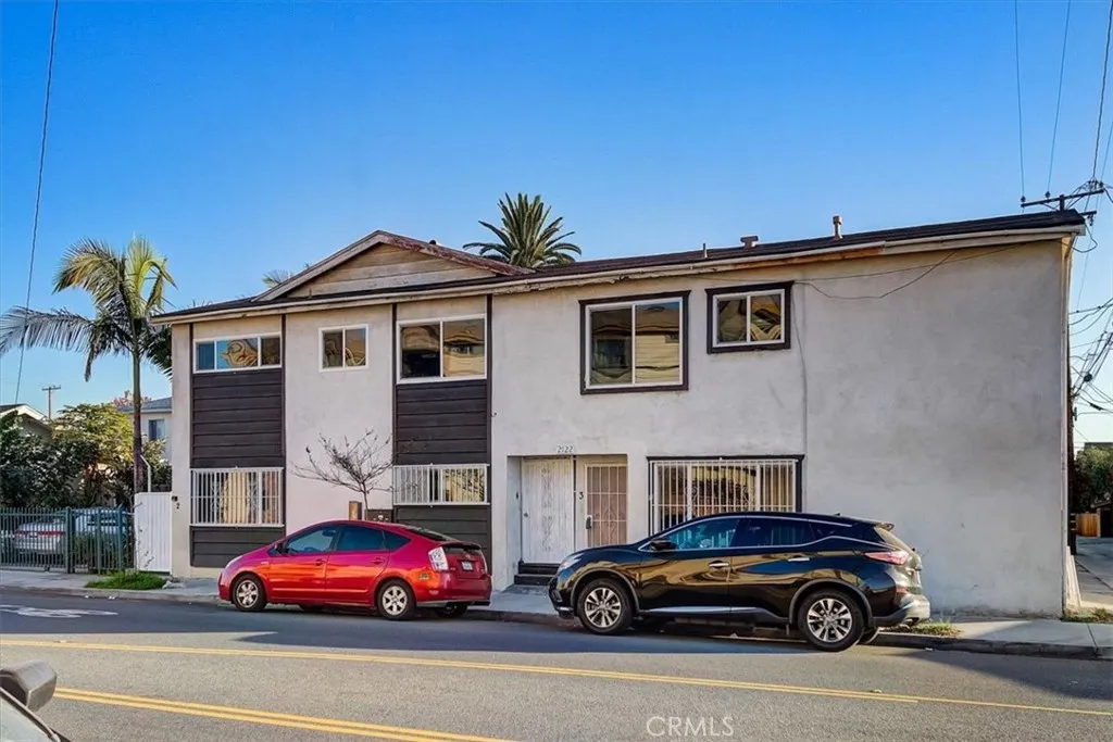 2122 E 10th Street, Long Beach, California 90804 home-pic-1