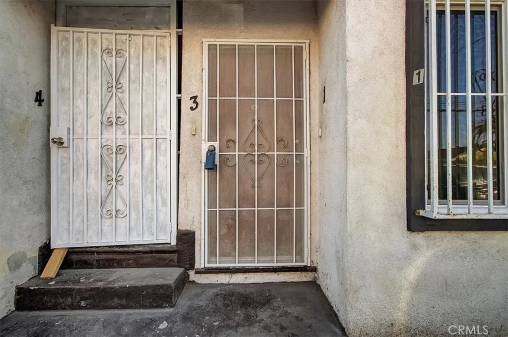 2122 E 10th Street, Long Beach, California 90804 home-pic-3